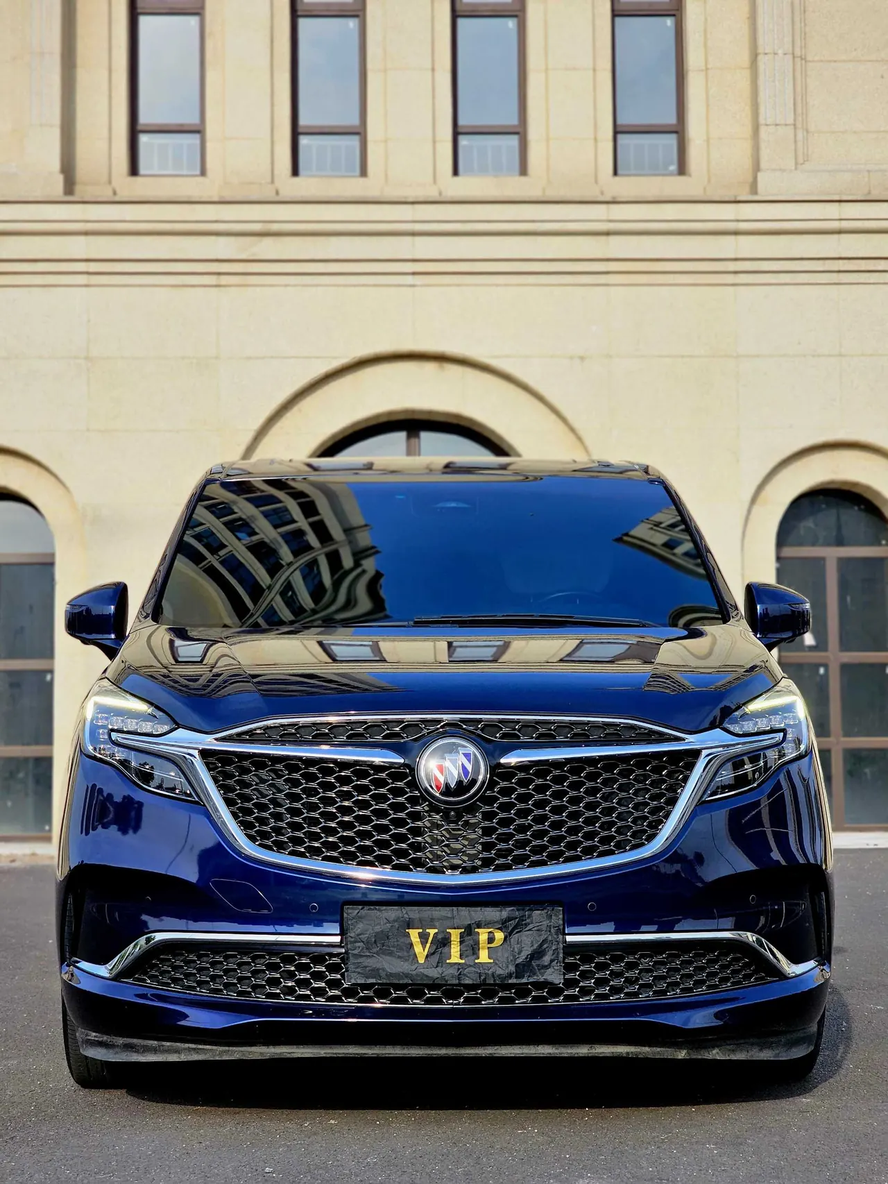 Buick 2021 GL8 Avenir 2.0T 4-seat Zunli Edition Automatic Gear 3