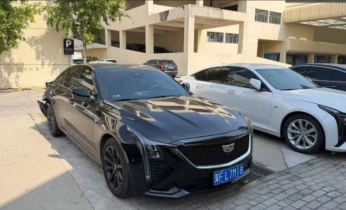 Cadillac 2024 CT5 2.0T 28T honorable automatic gear 2