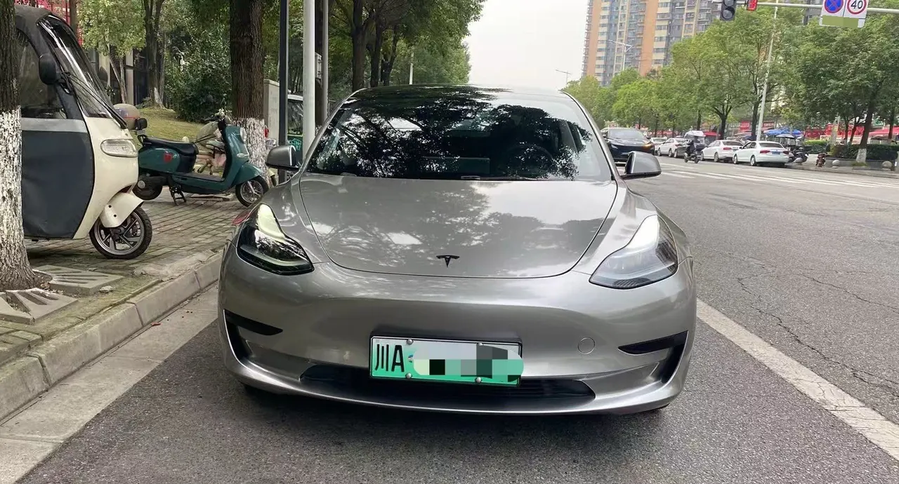 Tesla 2022 Model 3 rear-wheel drive version of automatic transmission 2