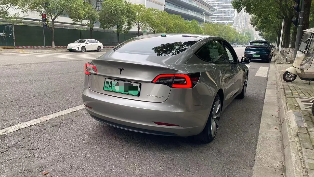 Tesla 2022 Model 3 rear-wheel drive version of automatic transmission 6