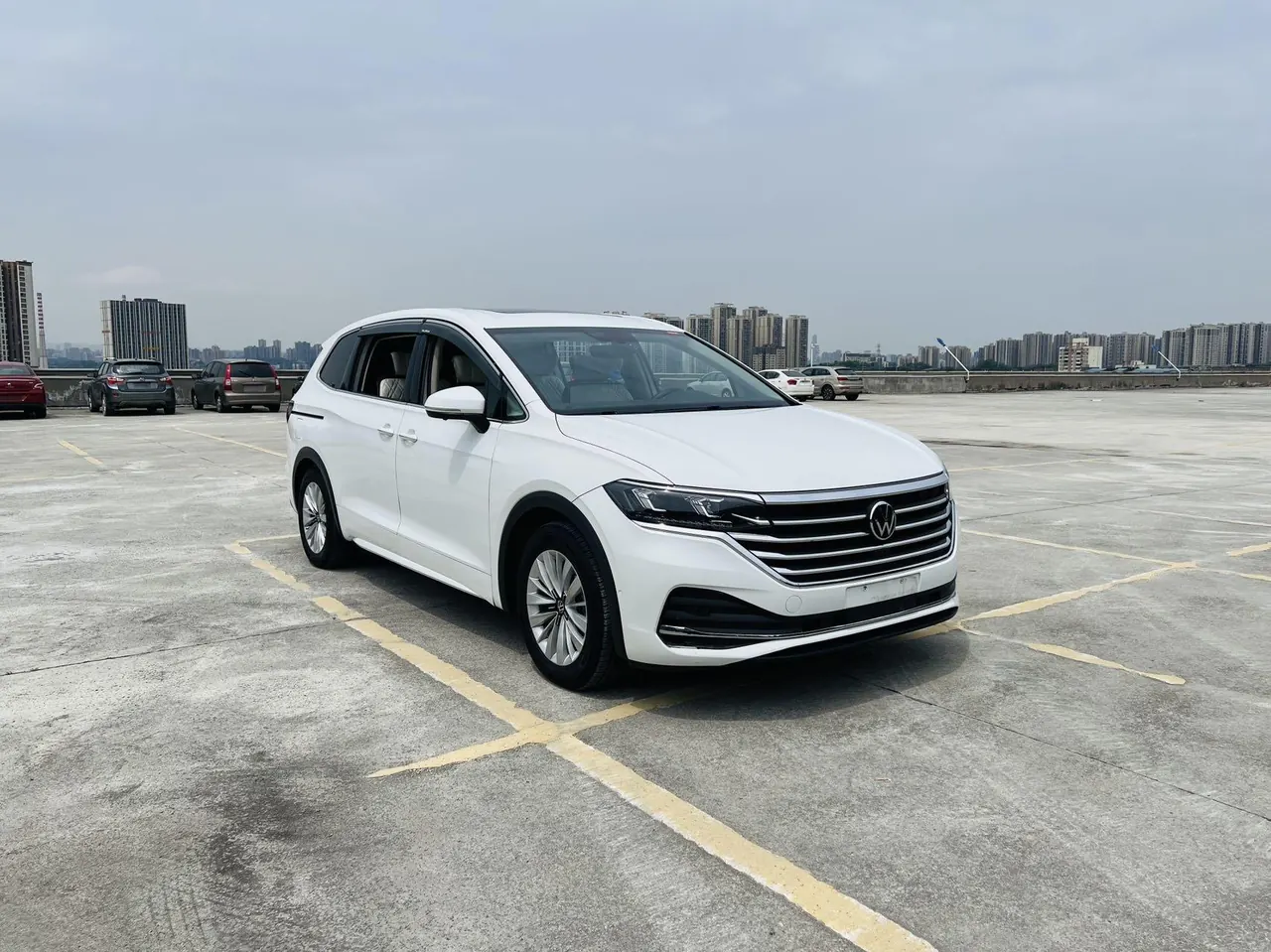 Volkswagen 2020 models of Viran (Viloran) 2.0TSI 330TSI Deluxe Edition Automatic Gear 3