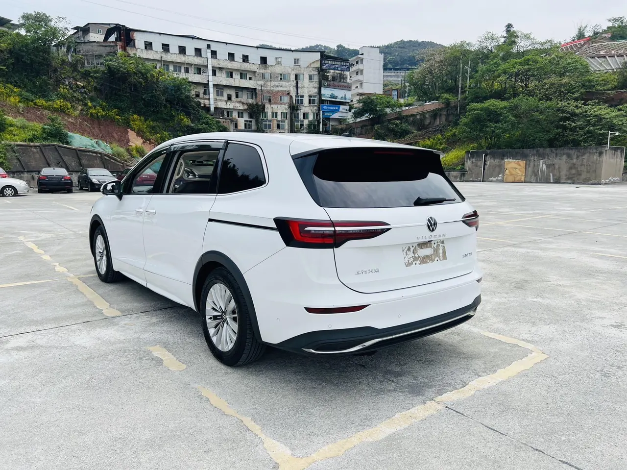 Volkswagen 2020 models of Viran (Viloran) 2.0TSI 330TSI Deluxe Edition Automatic Gear 7