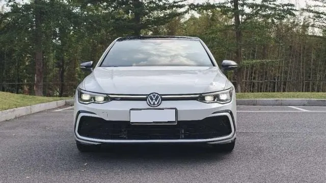 Volkswagen 2021 Golf 8 R-Line 1.4TSI 280TSI Automatic 2
