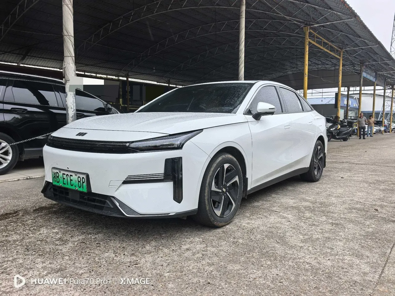 打开图片灯箱:Geely Galaxy 2024 L6 1.5T Longteng Edition 125km PLUS Automatic Gear