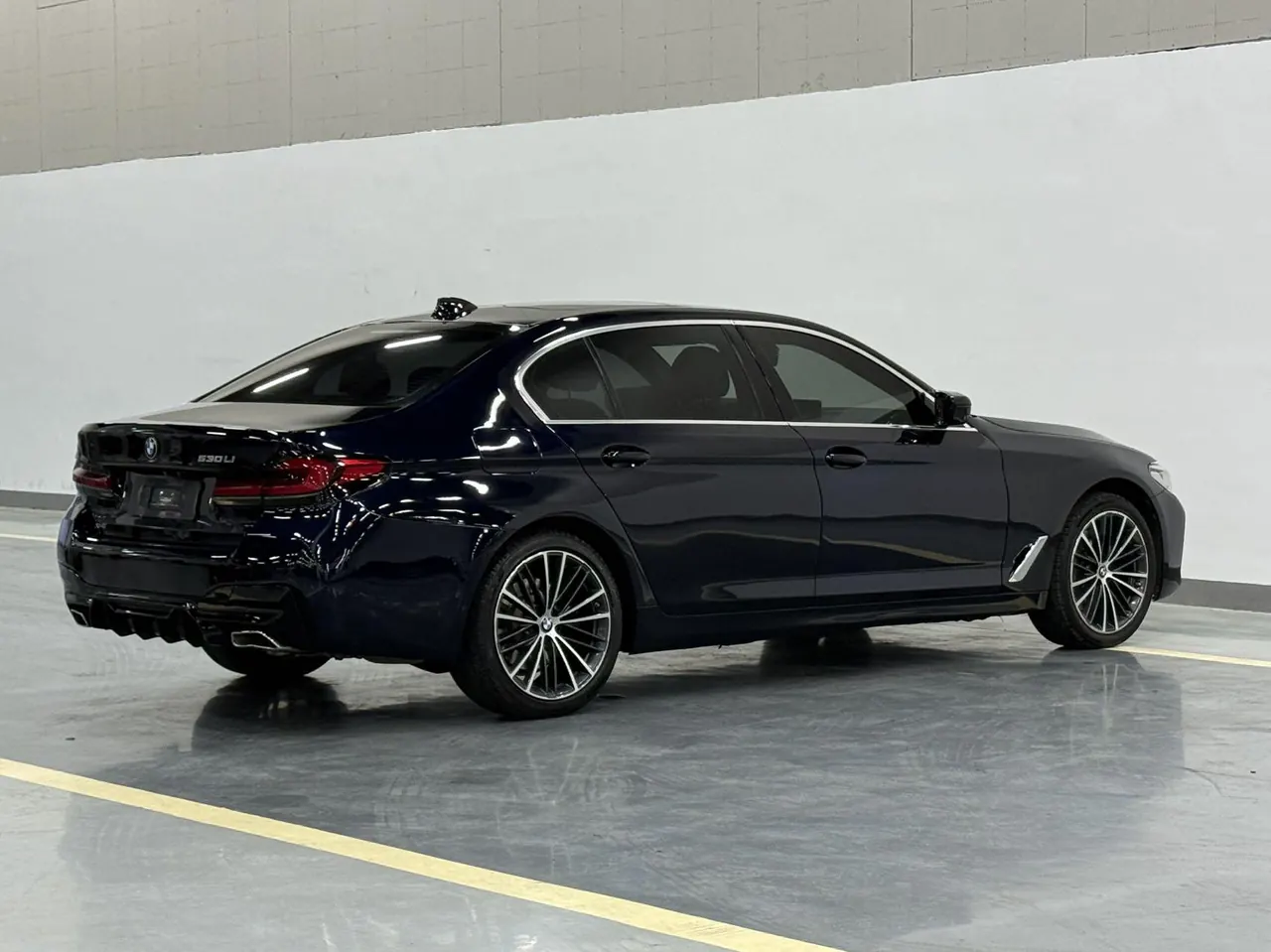 BMW 5 Series 2021 530Li 2.0T Leading M Sports Suit Automatic Gear 7