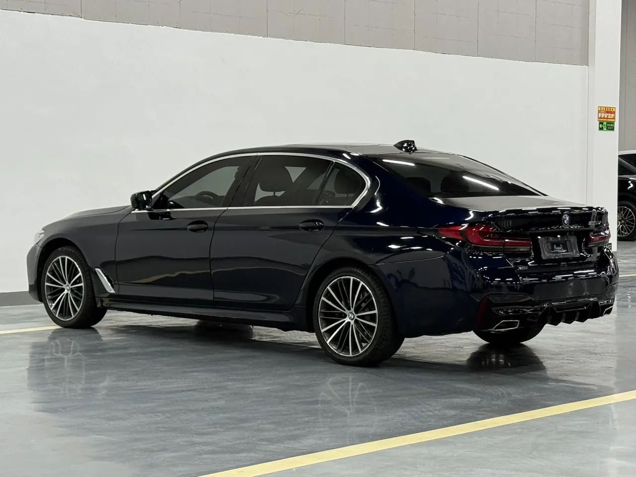 BMW 5 Series 2021 530Li 2.0T Leading M Sports Suit Automatic Gear 9