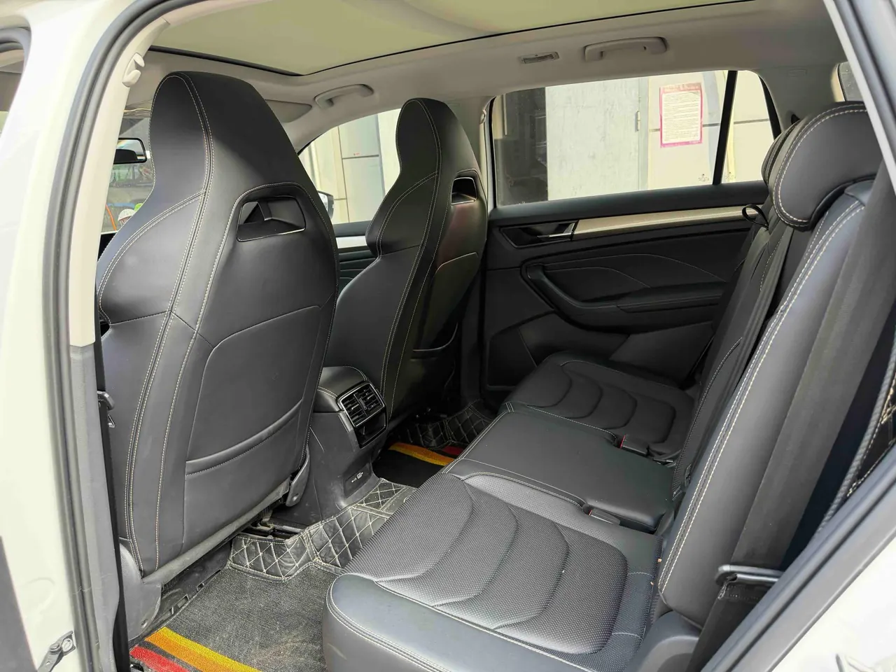 Skoda 2022 Kodiak 2.0TSI TSI 16500.00g Drive Luxury Edition 7-seat Automatic Gear 4