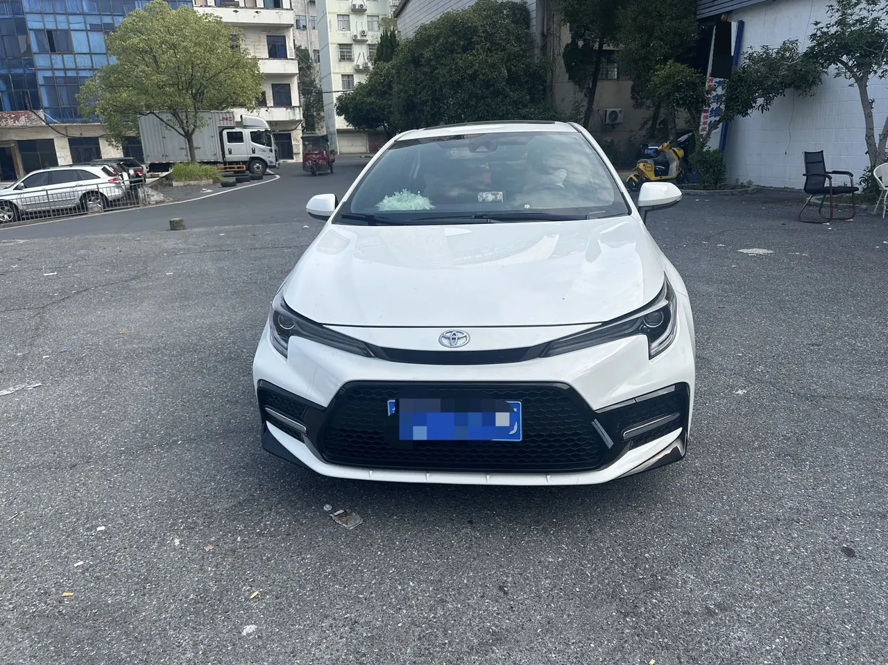 Toyota 2022 Lei Ling 1.2T Stepless 185T Sports Edition Automatic Gear 2