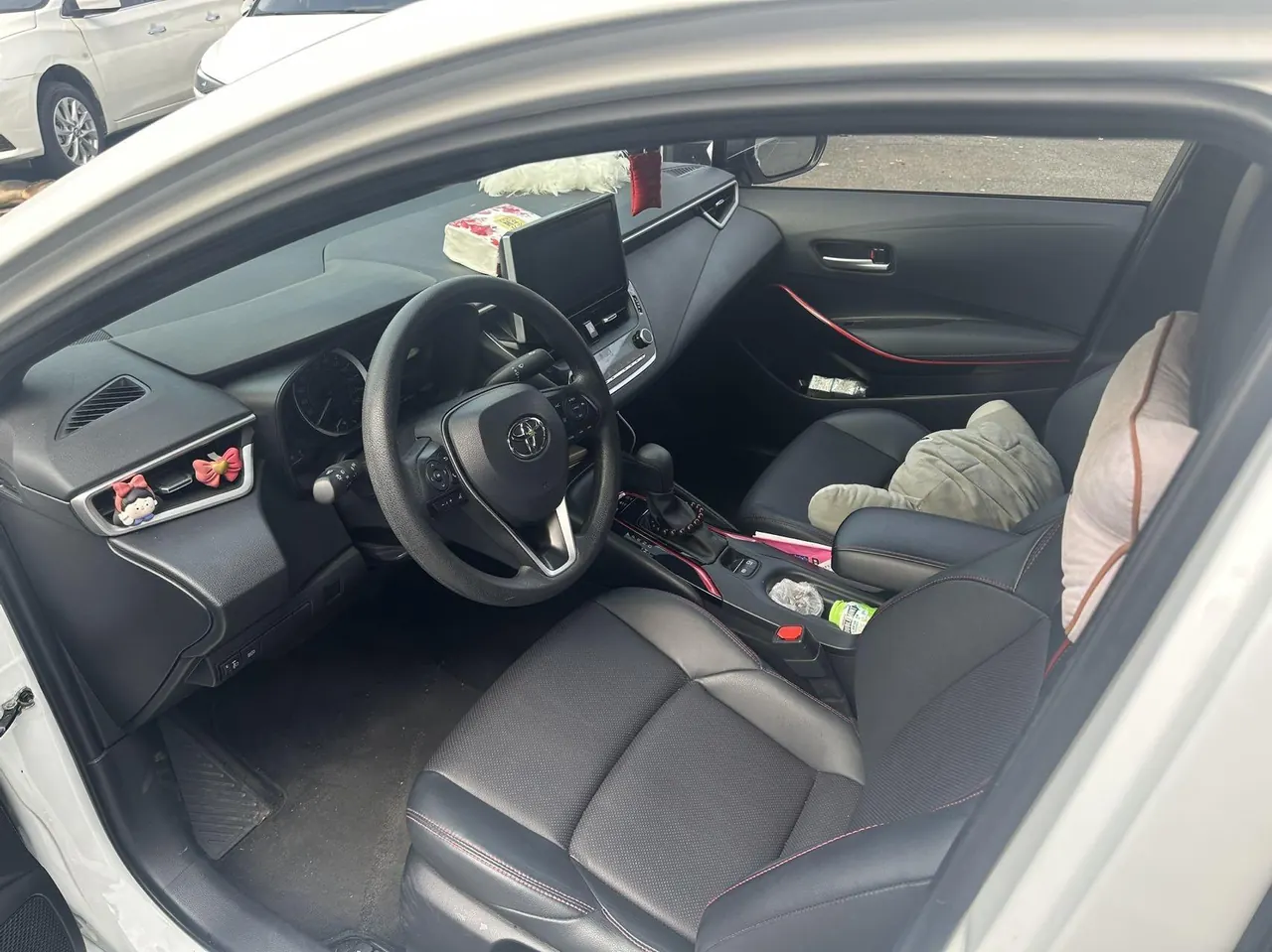 Toyota 2022 Lei Ling 1.2T Stepless 185T Sports Edition Automatic Gear 4