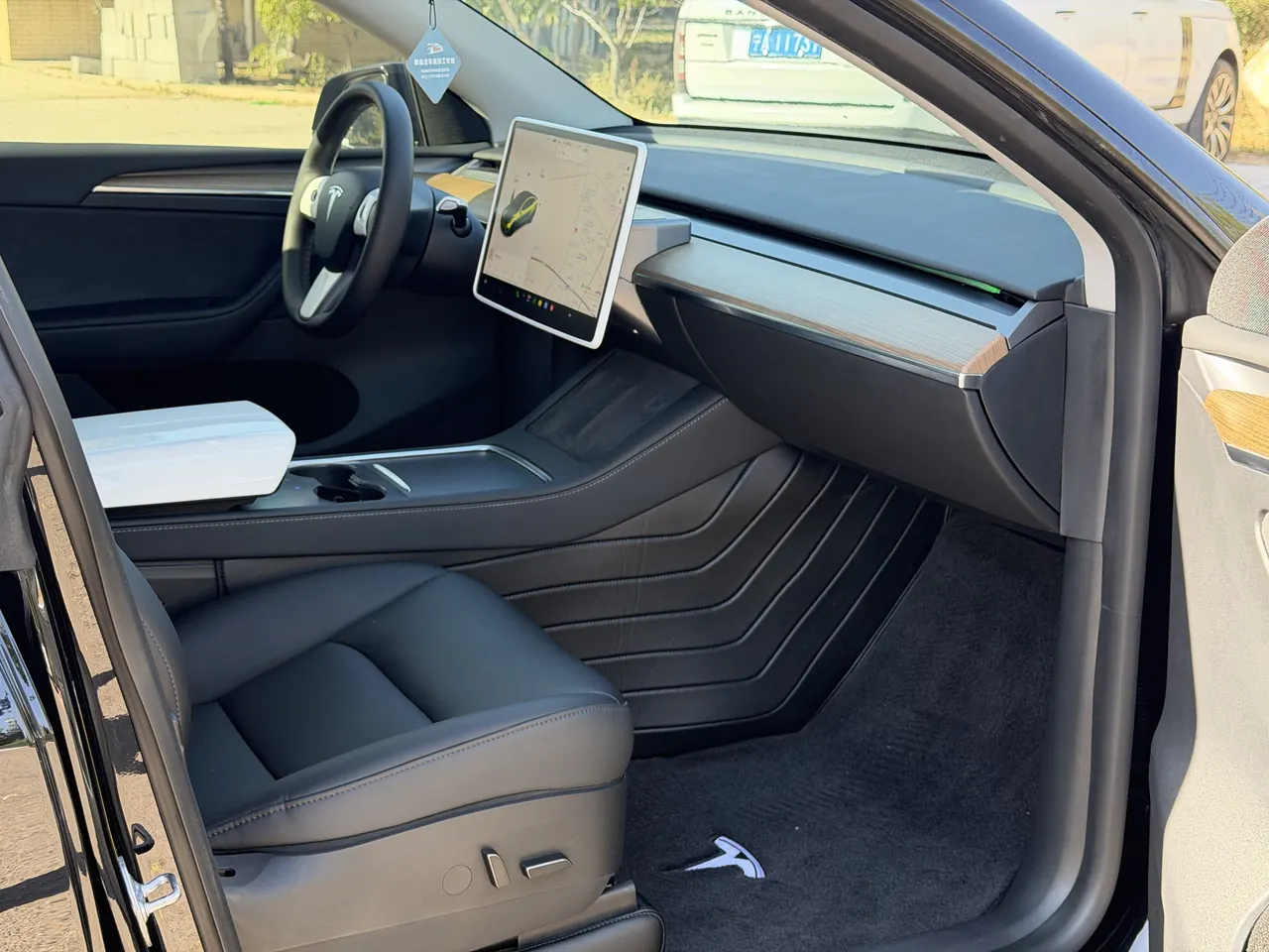 Tesla 2021 Model Y Standard Endurance Rear Drive Automatic Gear 11