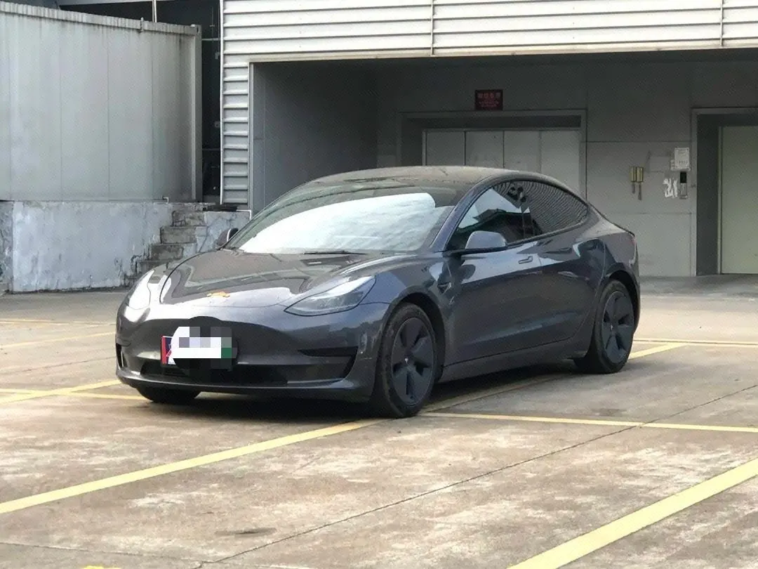 Open image lightbox: Tesla 2021 Model 3 Standard Endurance Rear Drive Upgraded Automatic Gear
