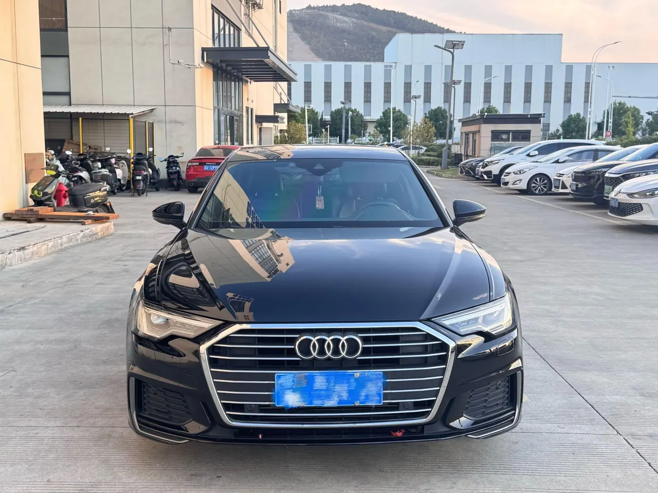 Audi 2021 A6L 2.0TFSI 45TFSI Selected Dynamic Automatic 2
