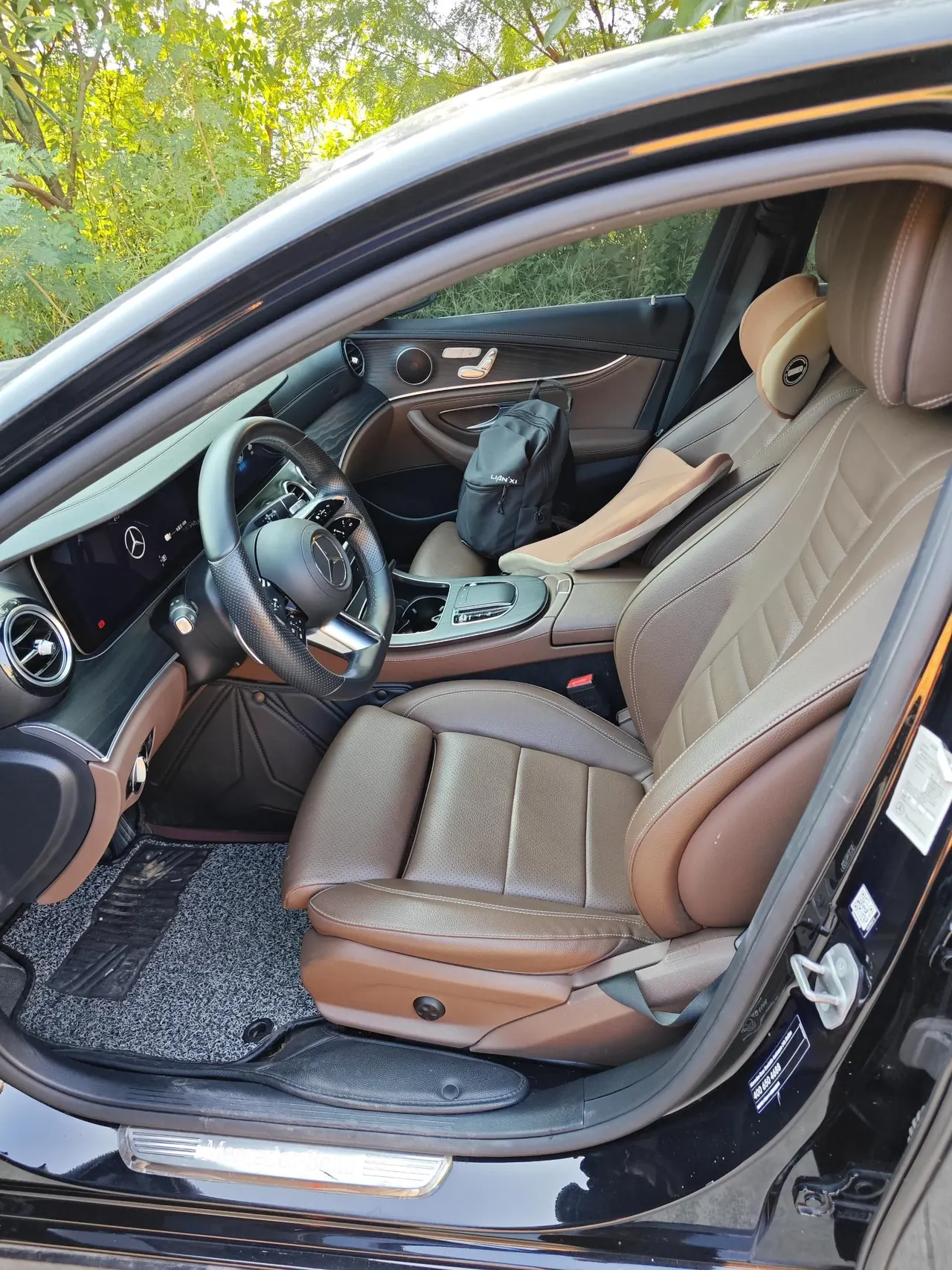 Mercedes Benz E-Class New Energy 2022 E 350 e L 2.0T Sports (Change 2) Automatic Gear 2