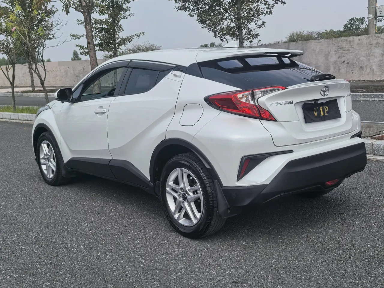 Toyota 2023 C- HR 2.0 stepless leading version of automatic gear 4