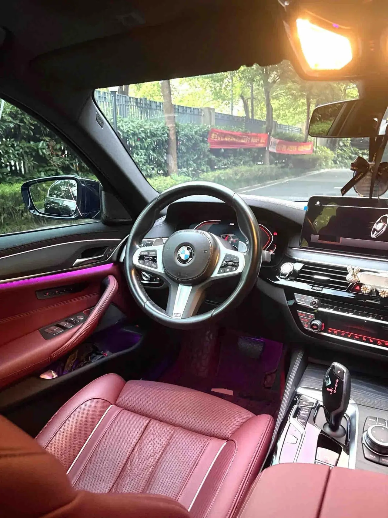 BMW 5 Series 2022 530Li 2.0T Exclusive M Sports Suit (Modified) Automatic Gear 4