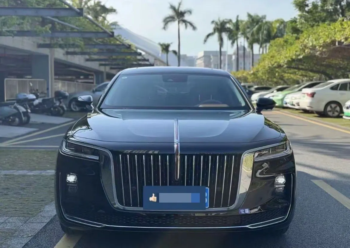 HongQi 2023 H9 48V 2.0T Zhilian Flag Edition Automatic Gear 5