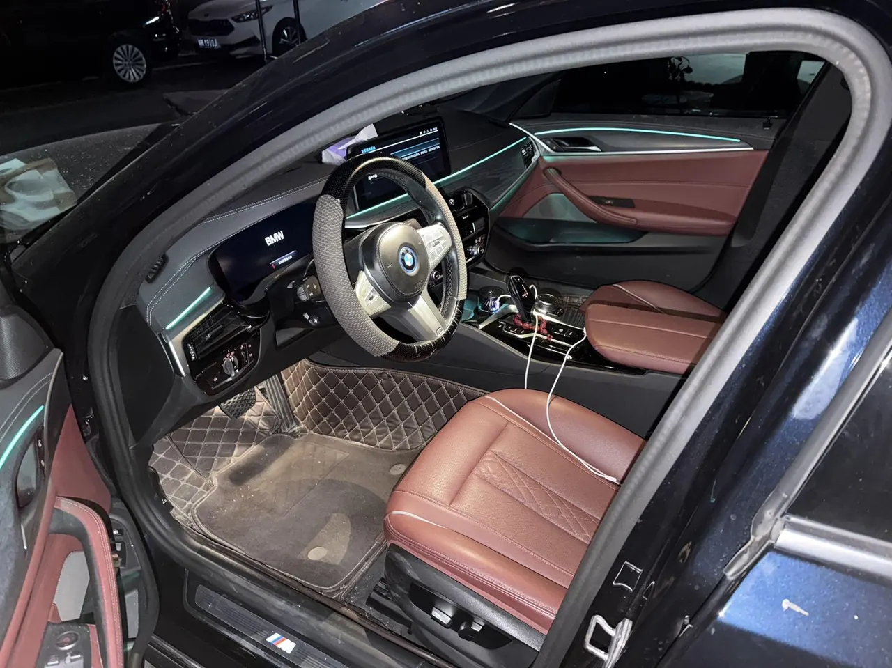 BMW 5 series new energy 2022 535Le 2.0T M sports suit (change 2) automatic gear 4