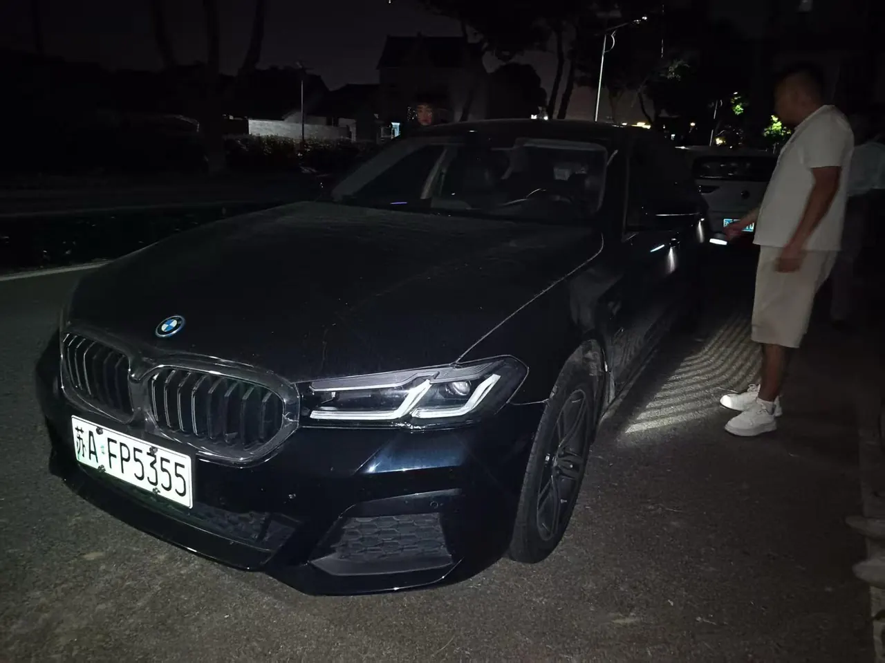 Open image lightbox: BMW 5 series new energy 2021 535Le 2.0T luxury package automatic gear
