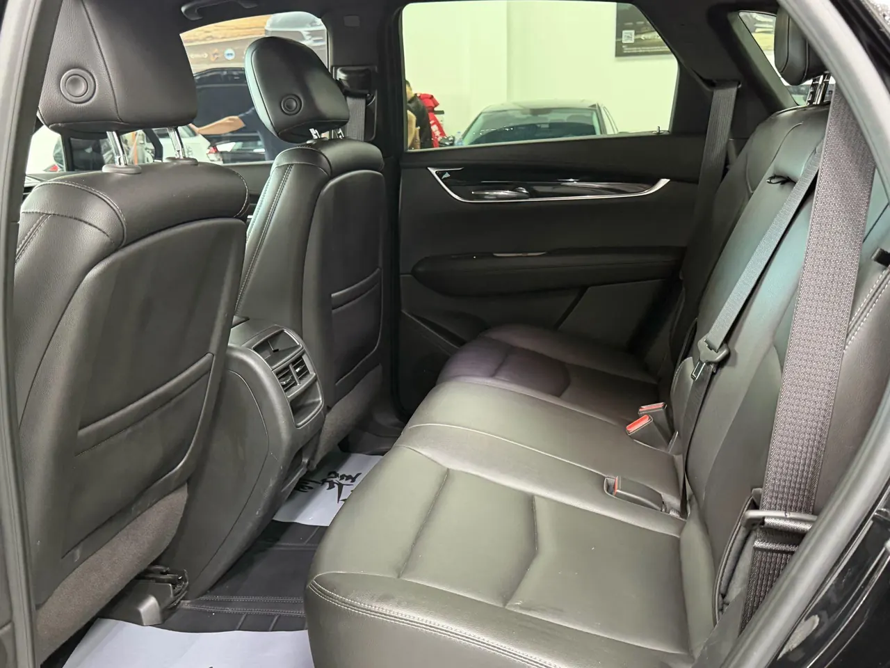 Cadillac 2022 XT5 48V 2.0T Two-Drive Luxury Automatic Gear 5