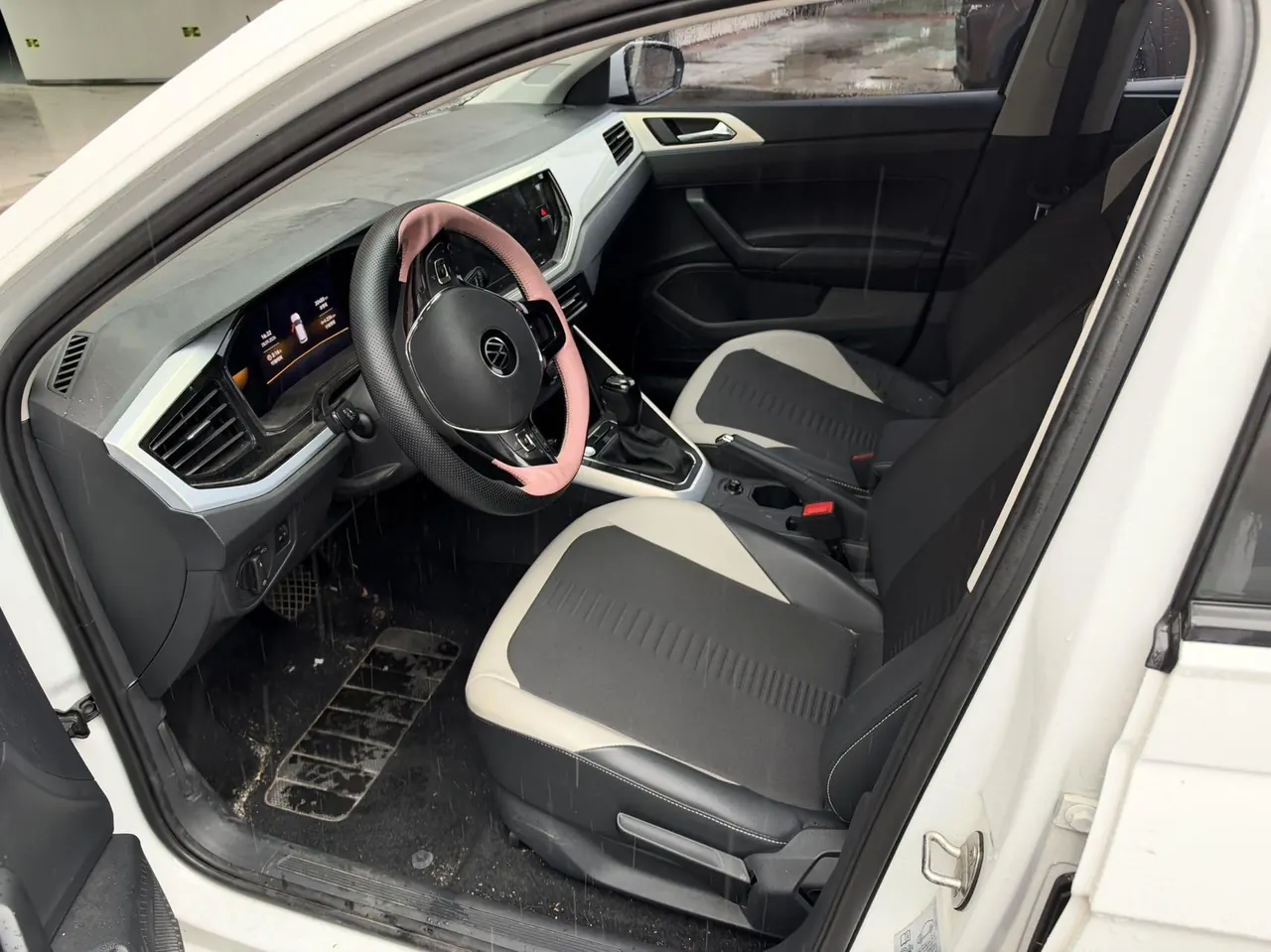 Volkswagen 2023 POLO Plus 1.5 Colorful Technology Edition Automatic Gear 4