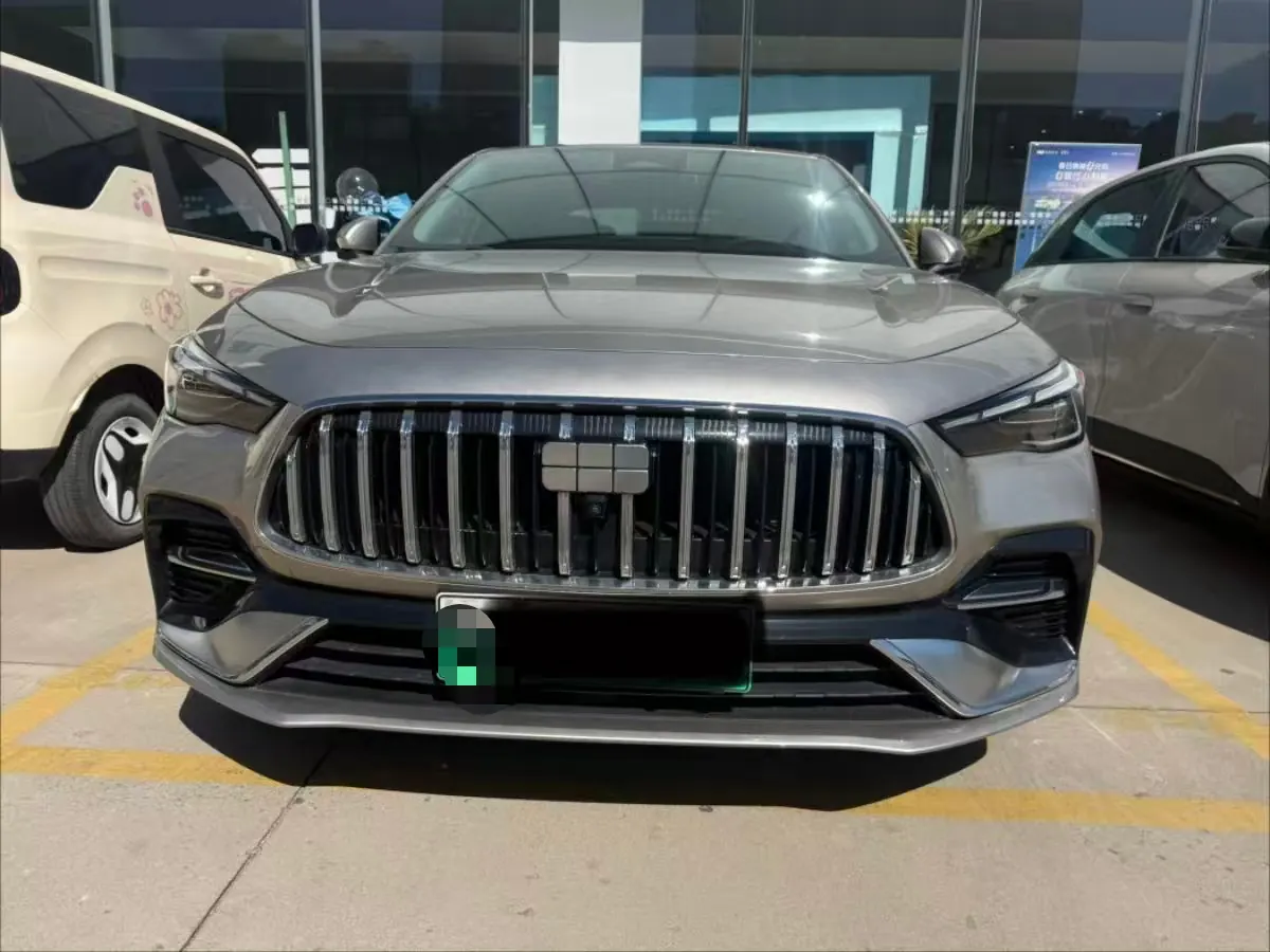 Geely Galaxy 2025 xingyao 6 EM-i 1.5 125km exploration version automatic gear 5