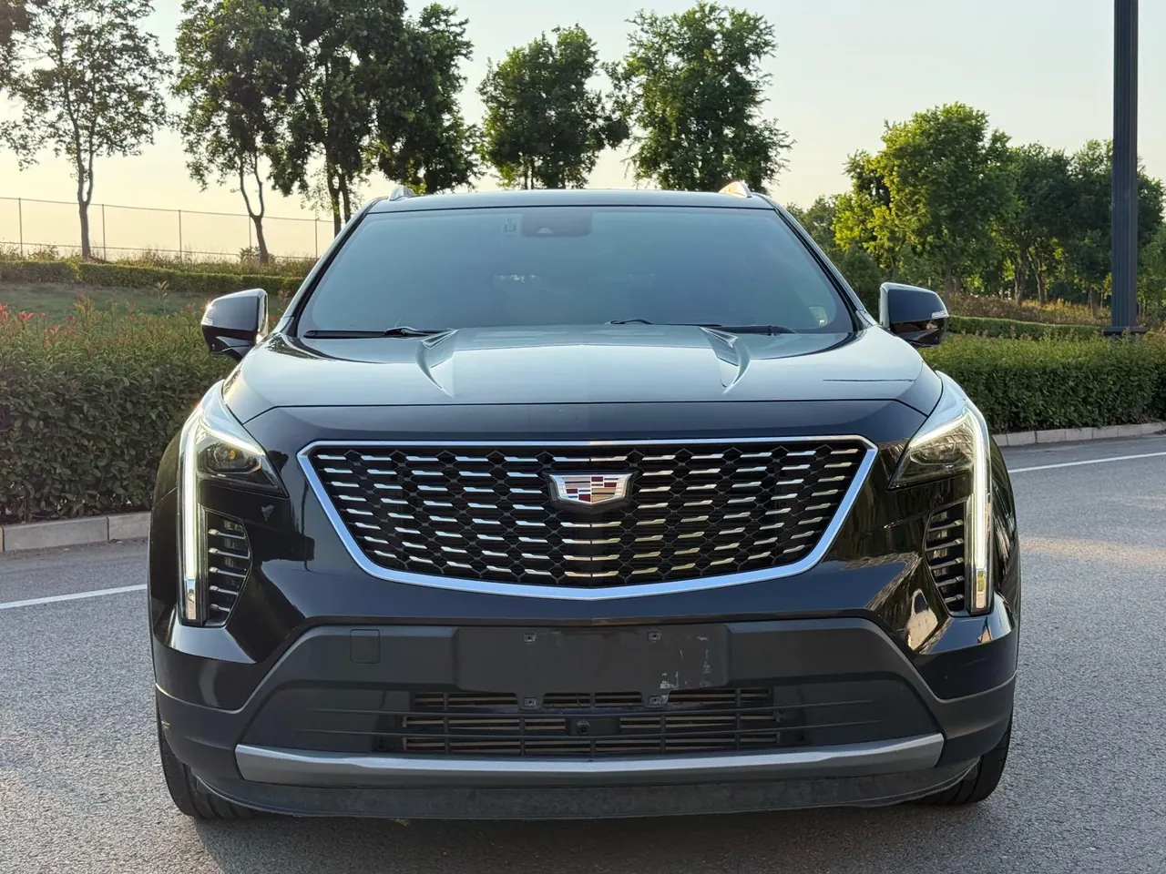 Cadillac 2022 XT4 48V 2.0T 28T two-wheel drive distinguished automatic gear 2