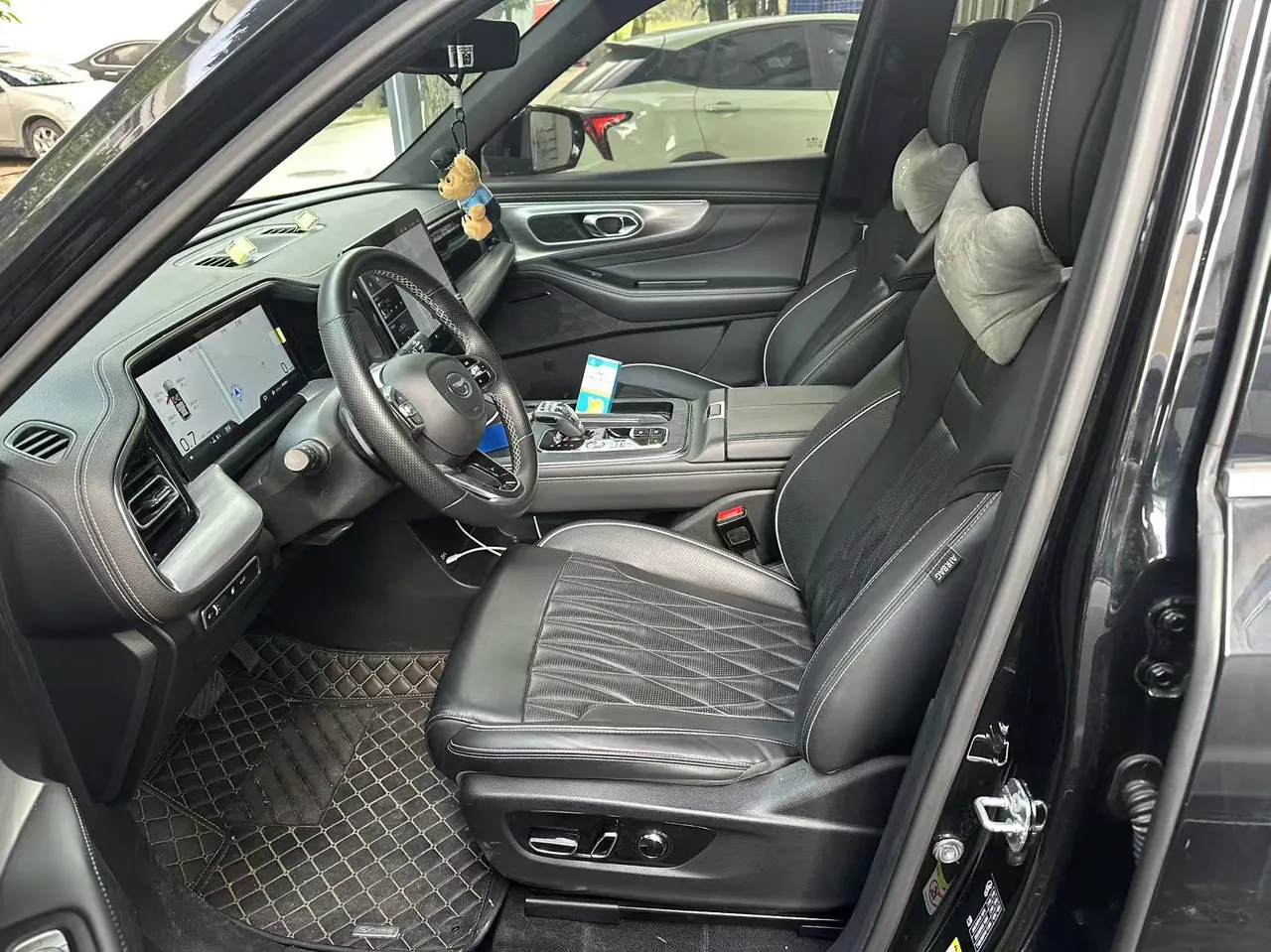 Chuanqi 2022 GS8 2.0TGDI Two-Drive Deluxe Zhilian Edition Seven-seat Automatic Gear 4