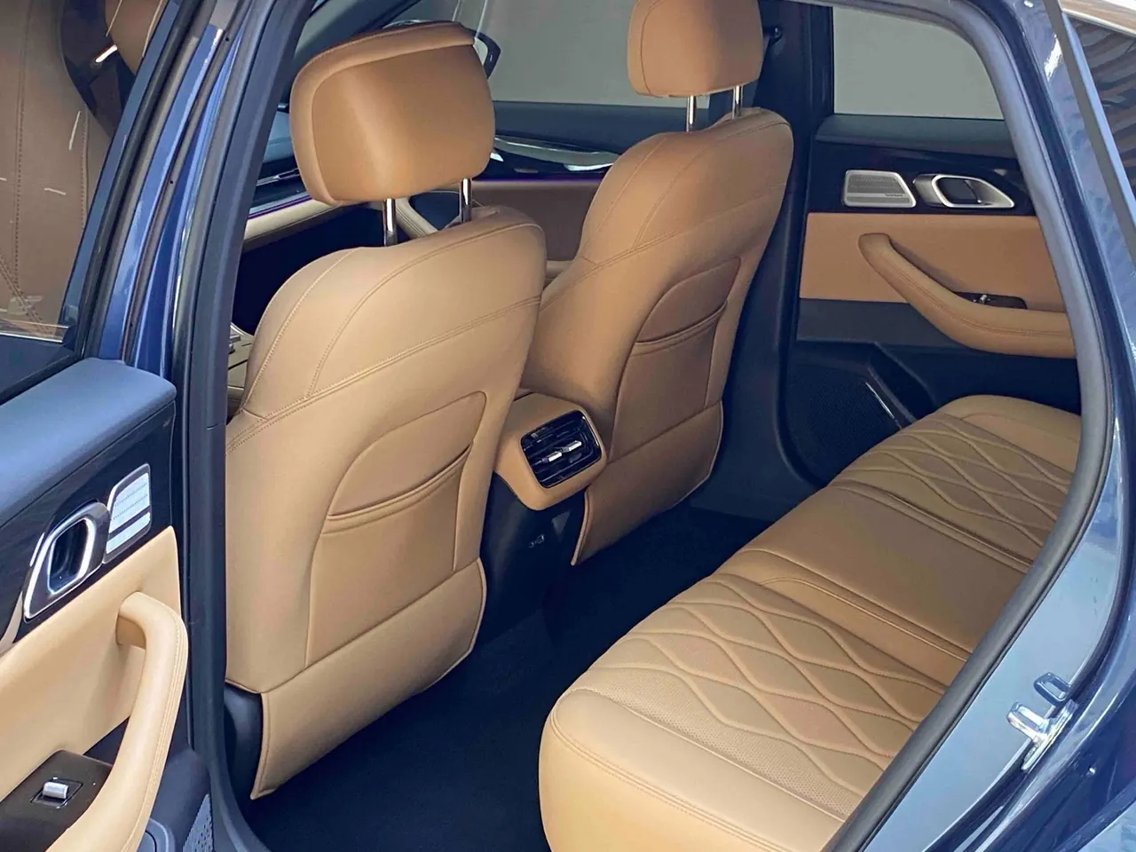 Geely Galaxy 2025 A7 EM-i 1.5 150km Starship Edition Automatic Gear 5