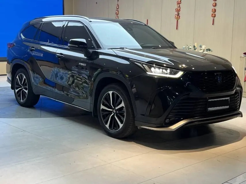 Toyota 2022 Crown Land Release 2.5 Stepless Four-wheel Drive Deluxe Edition Automatic Gear 2