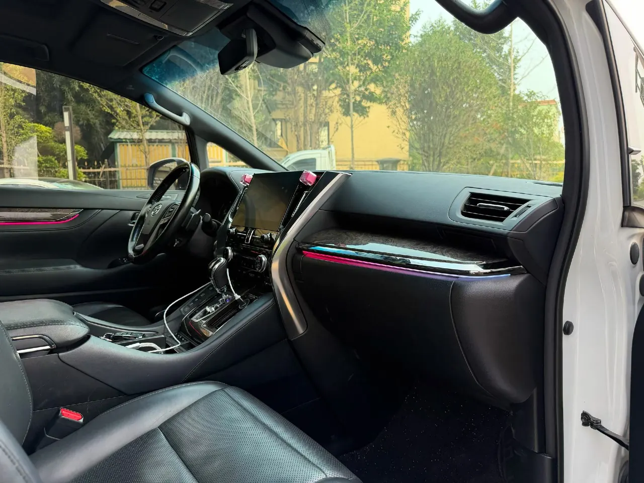 Toyota Wilfa (Imported) 2020 Wilfa 2.5 Stepless HV Distinguished Edition Automatic Gear 5
