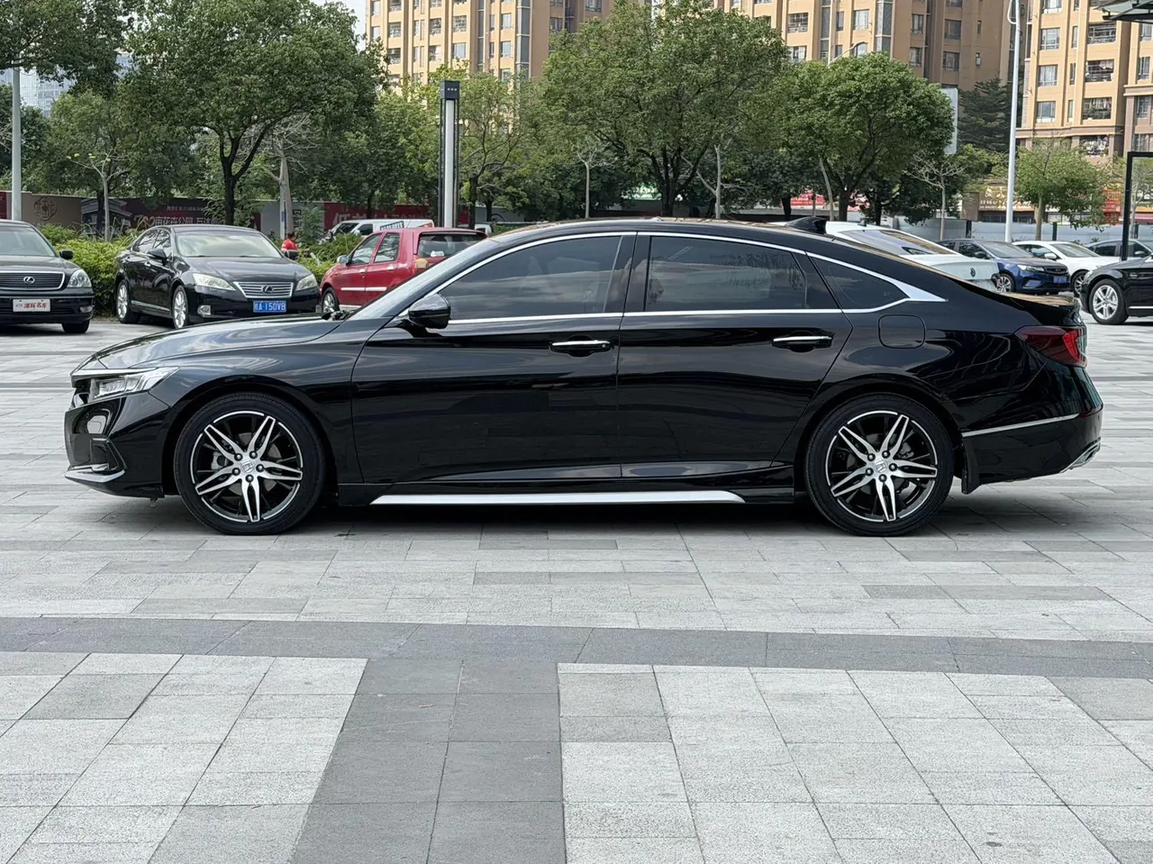Honda 2022 10th Generation Accord 1.5T Stepless 260TURBO Magic Night Premium Edition Automatic Gear 5