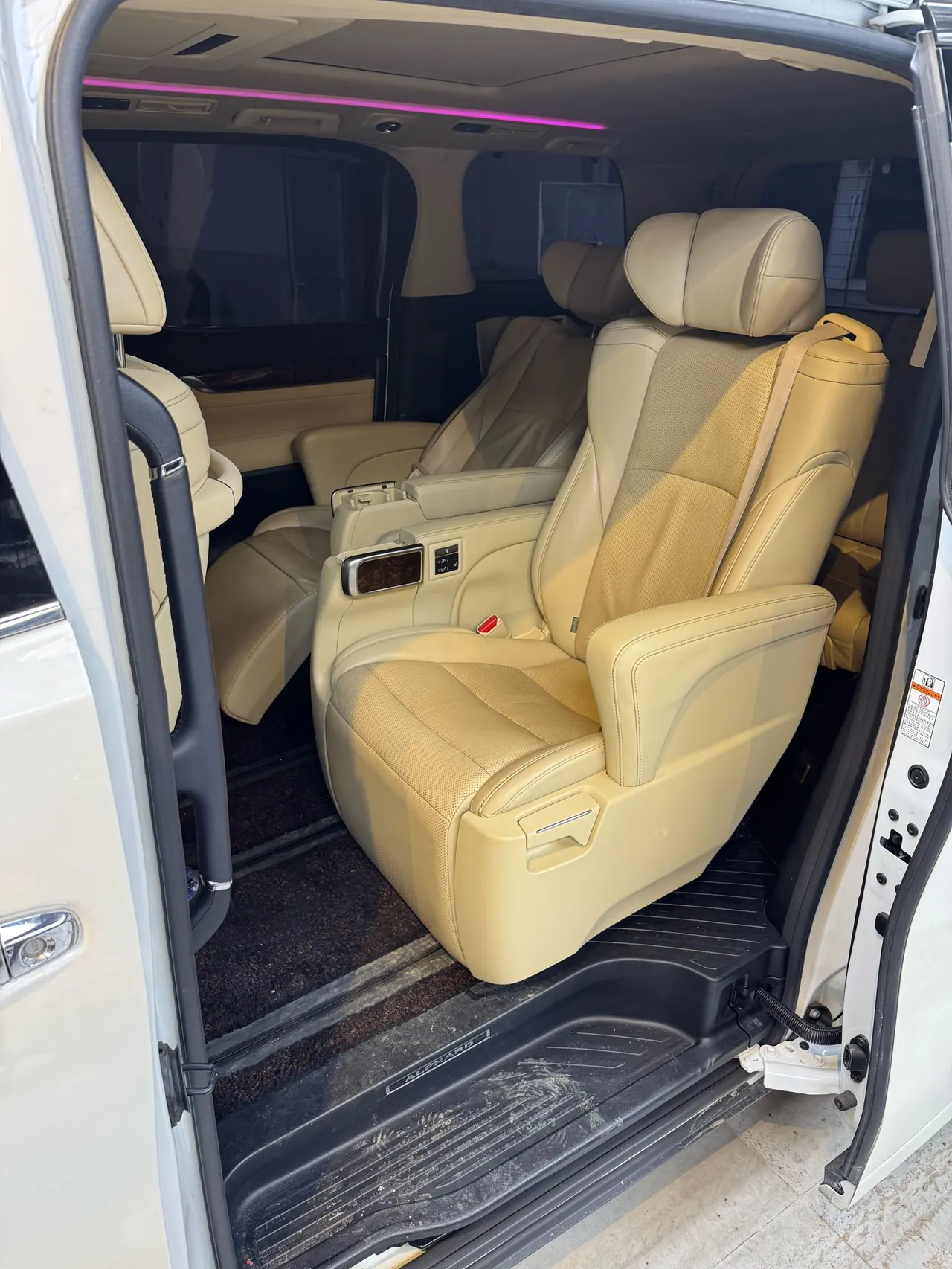 Toyota Erffa (Imported) 2021 Erffa 2.5 Stepless Deluxe Edition Automatic Gear 4