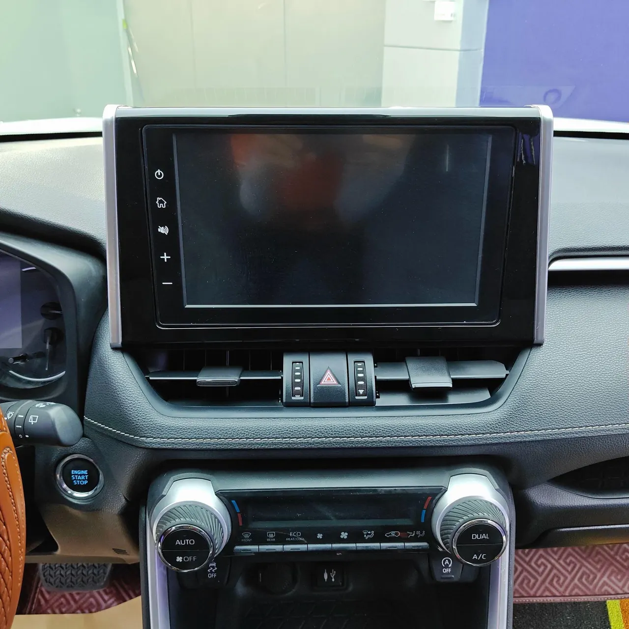 Toyota 2020 RAV4 Rongfeng 2.0 Stepless Four-wheel Drive Fashion Edition Automatic Gear 17