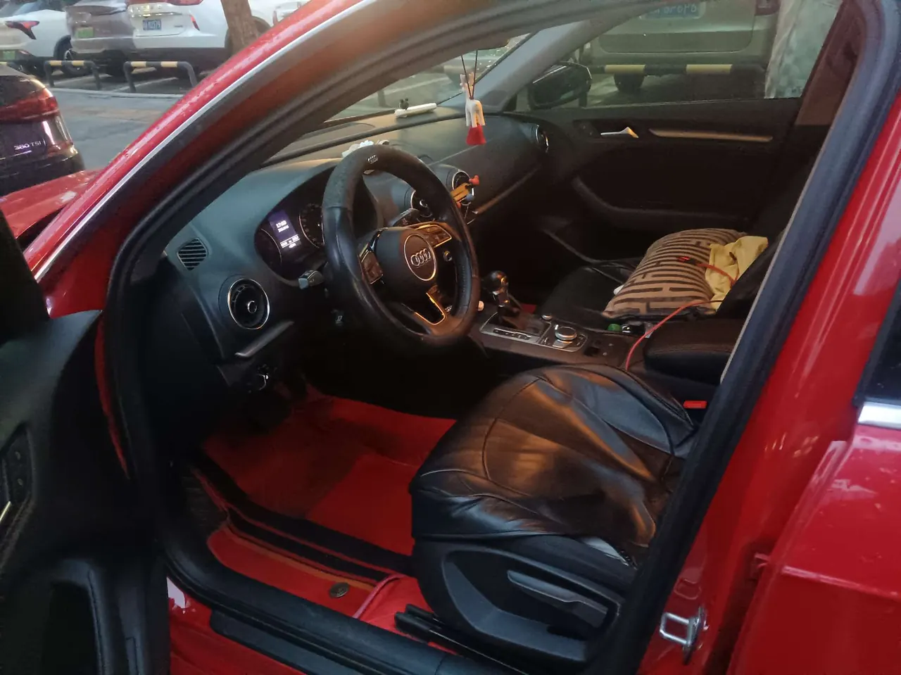 Audi 2020 A3 Sportback 1.4TFSI 35TFSI aggressive (modified) automatic gear 2