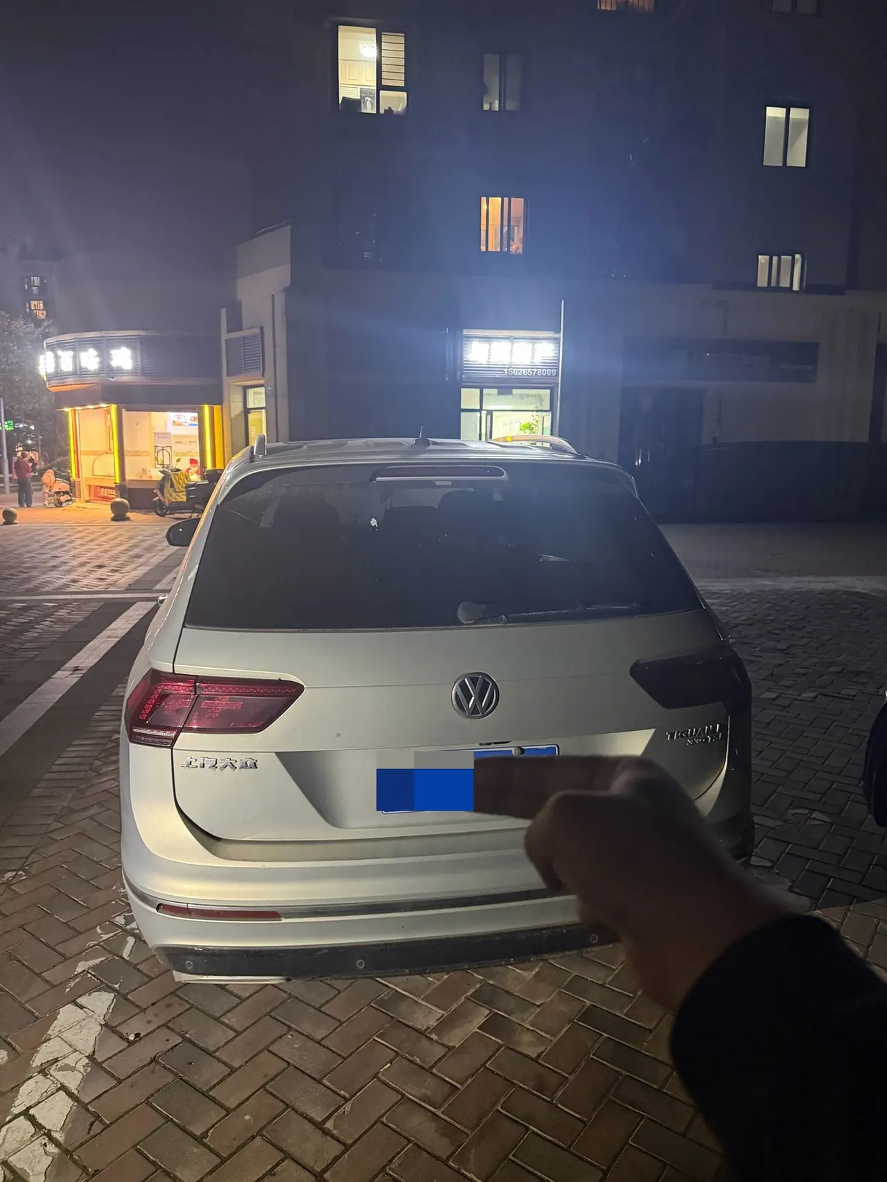 Volkswagen 2020 Tiguan L R-Line 2.0TSI 330TSI Two-Drive Ultimate Automatic Gear 5