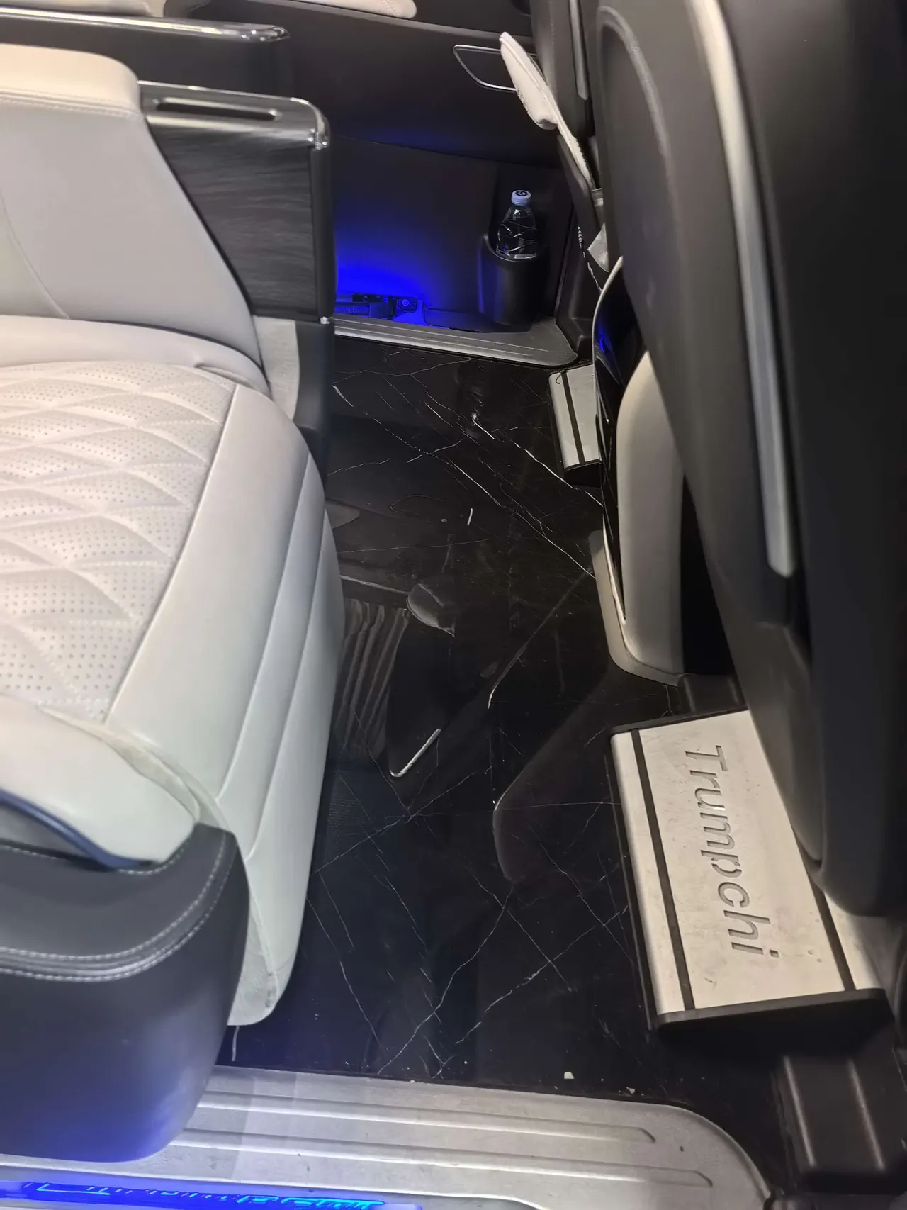 Chuanqi 2021 M8 2.0T 390T Lingxiu Series Deluxe Edition (Modified) Automatic Gear 6