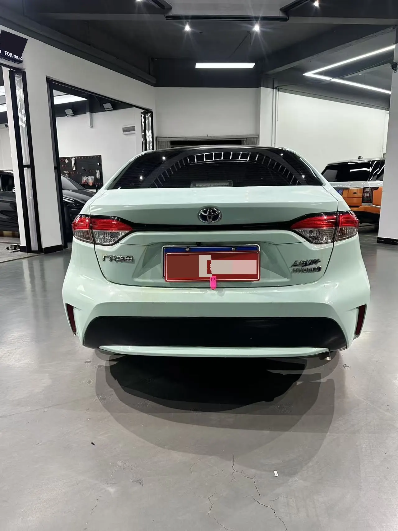 Toyota 2022 Lei Ling Shuangqing 1.8H Stepless Deluxe Edition Automatic Gear 8
