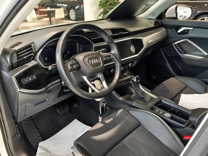 Audi 2023 Q3 1.5TFSI 35TFSI Aggressive Dynamic Automatic 2