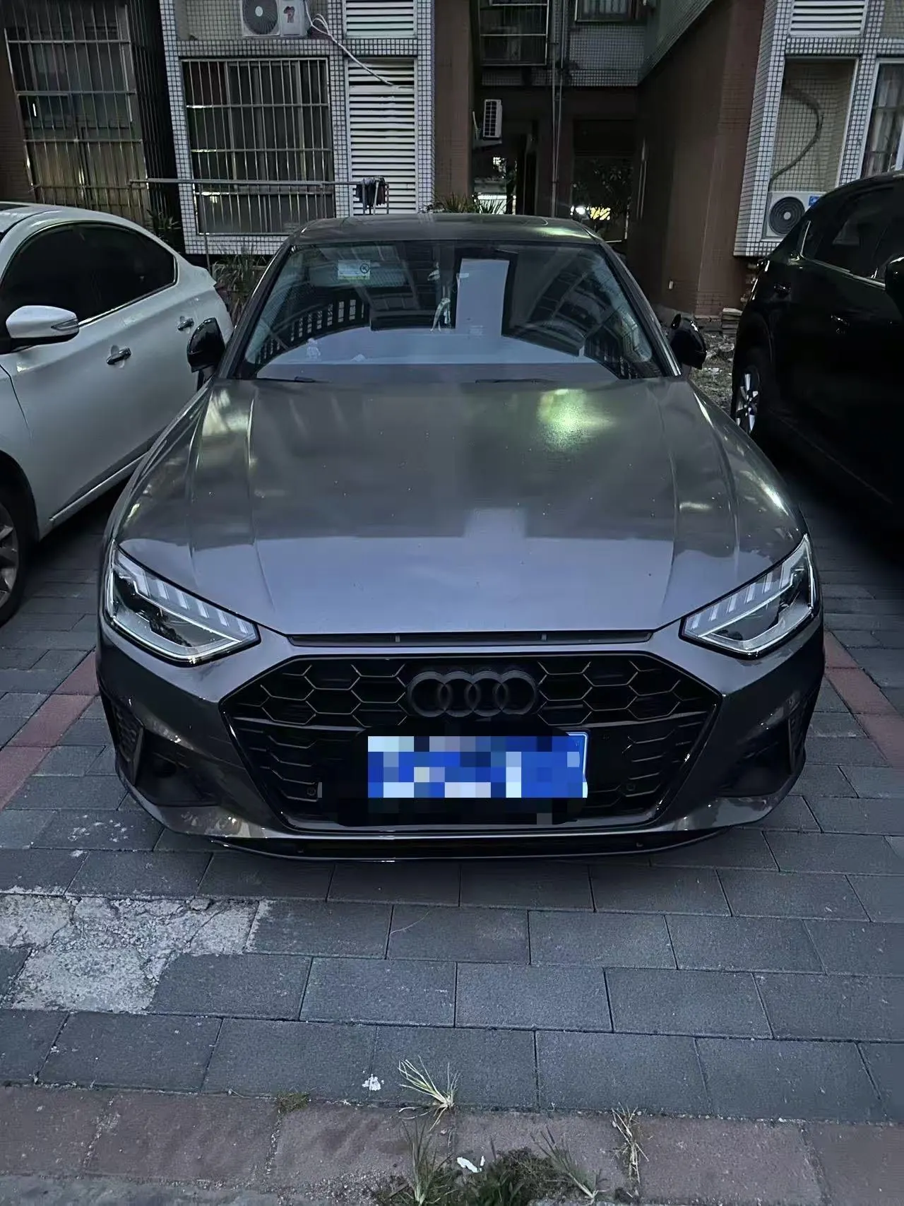 Audi 2022 A4L 2.0TFSI 40TFSI Deluxe Dynamic Automatic 2