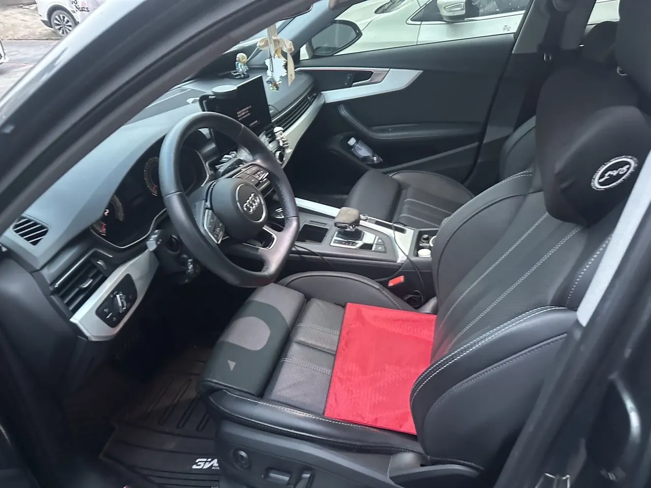 Audi 2022 A4L 2.0TFSI 40TFSI Deluxe Dynamic Automatic 6