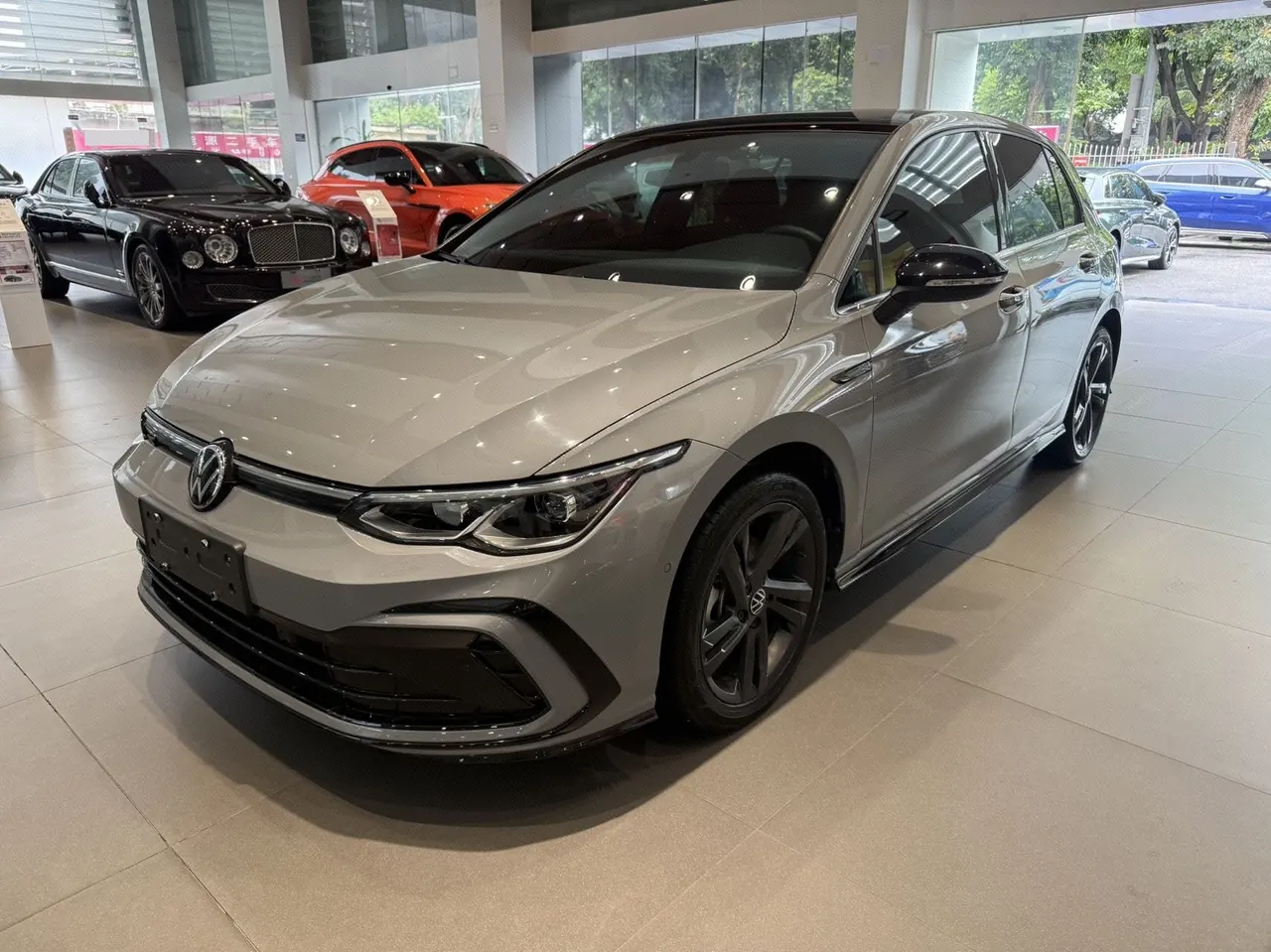 Open image lightbox: Volkswagen 2023 Golf 8 R-Line 1.4TSI 280TSI (Modified) Automatic Gear