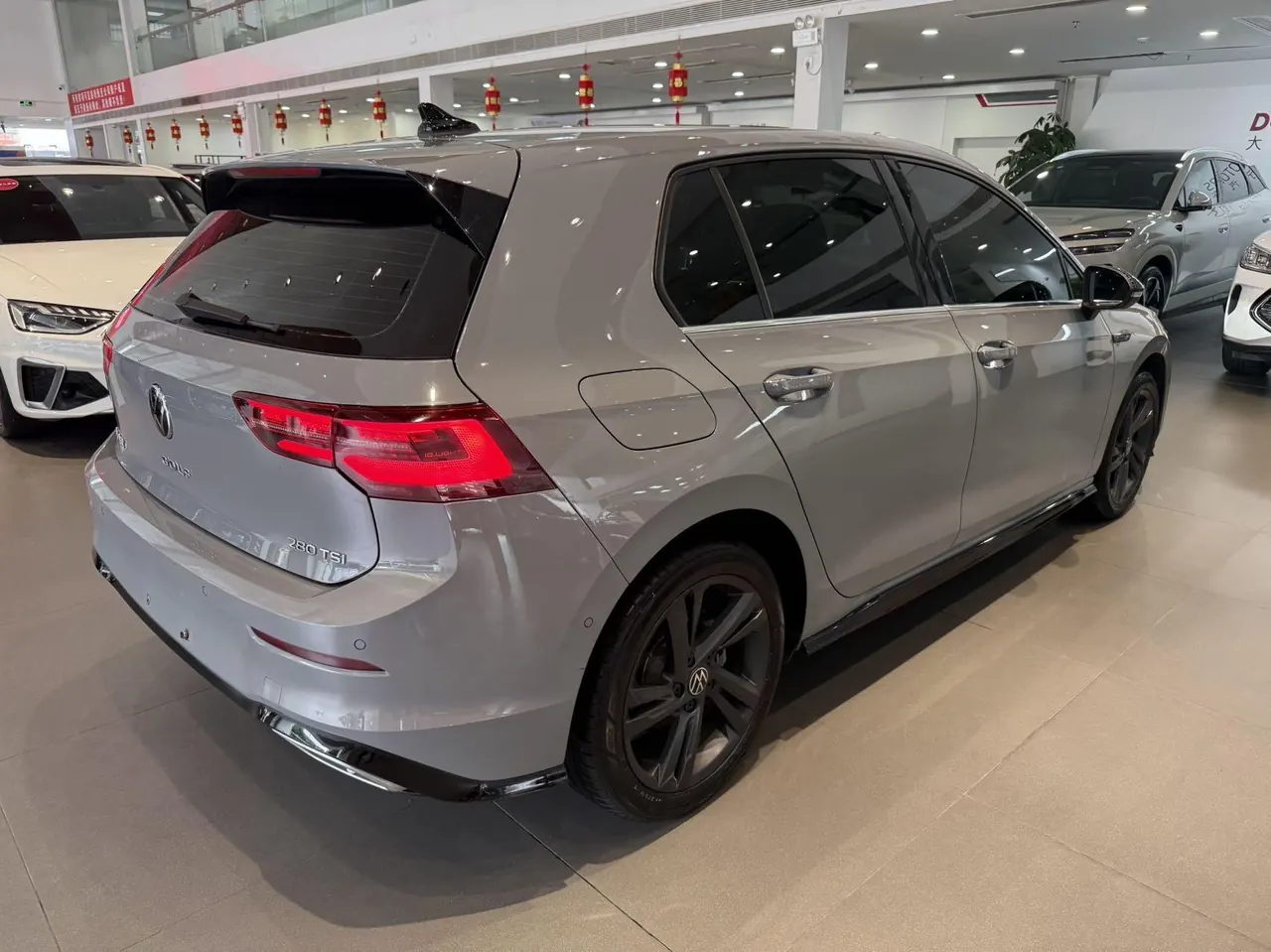 Volkswagen 2023 Golf 8 R-Line 1.4TSI 280TSI (Modified) Automatic Gear 4