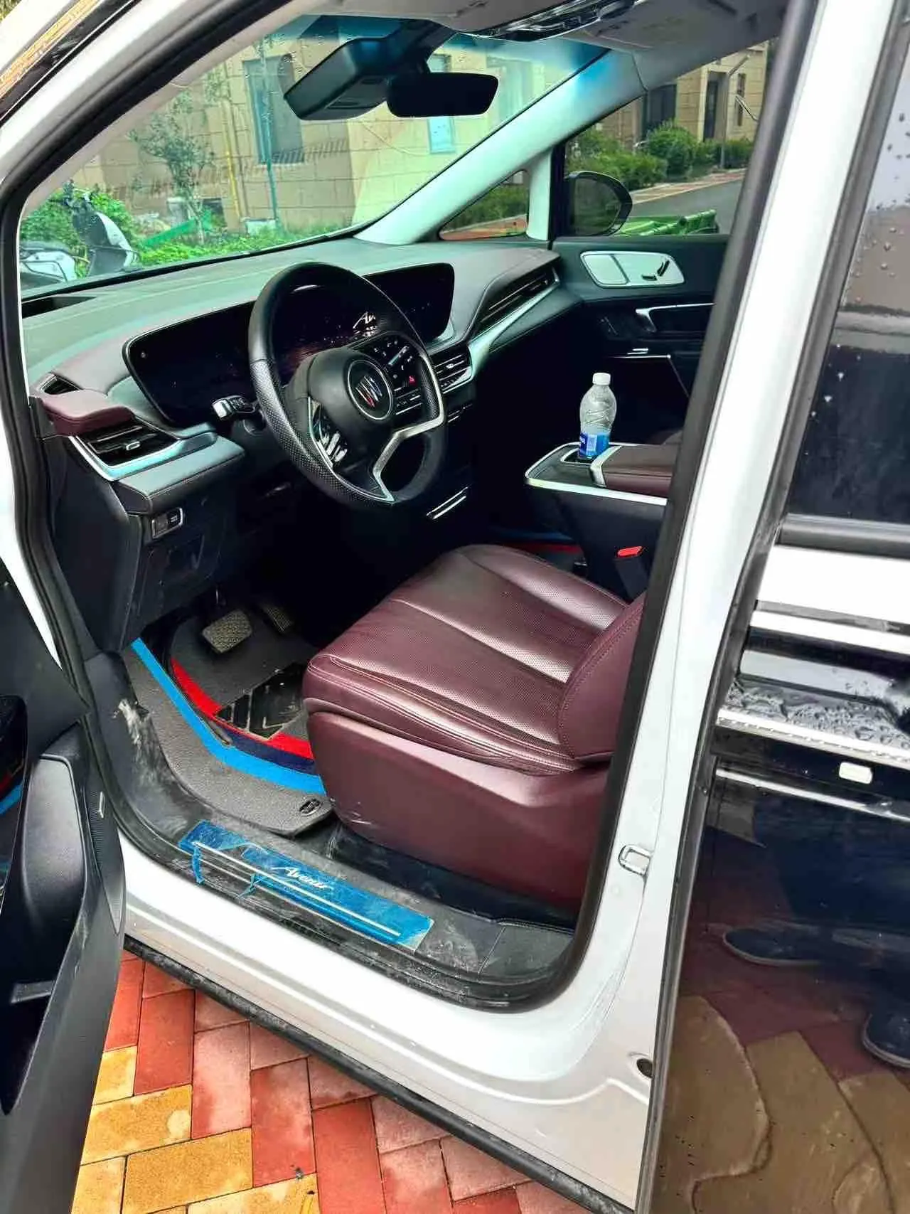 Buick 2023 Century 48V 2.0T Yunshi Edition 7-seat Automatic Gear 2