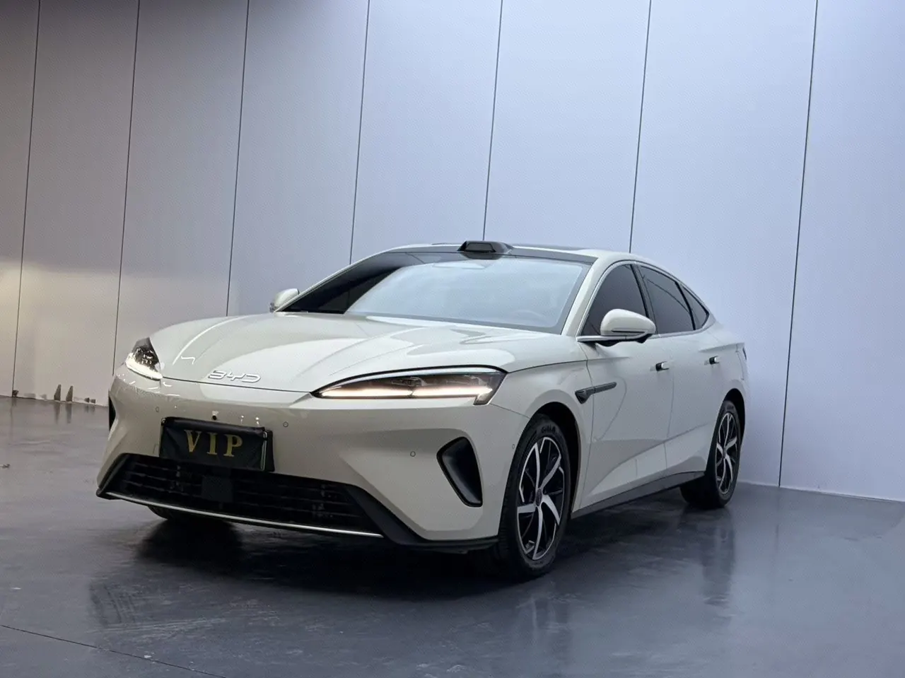 Open image lightbox: BYD 2026 Seal 07 DM-i 1.5T CVT 230km Flagship Automatic
