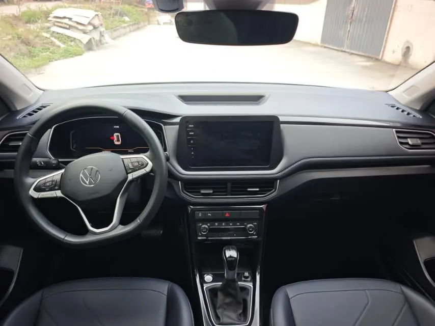 Volkswagen 2026 Tuyue Xinrui 1.5TSI 300TSI Sharp Enjoy Edition Automatic Gear 2