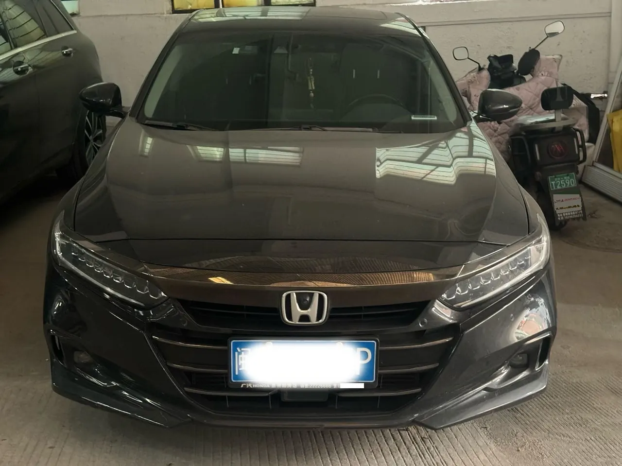 Honda 2022 10th Generation Accord 1.5T Stepless 260TURBO Magic Night Premium Edition Automatic Gear 3