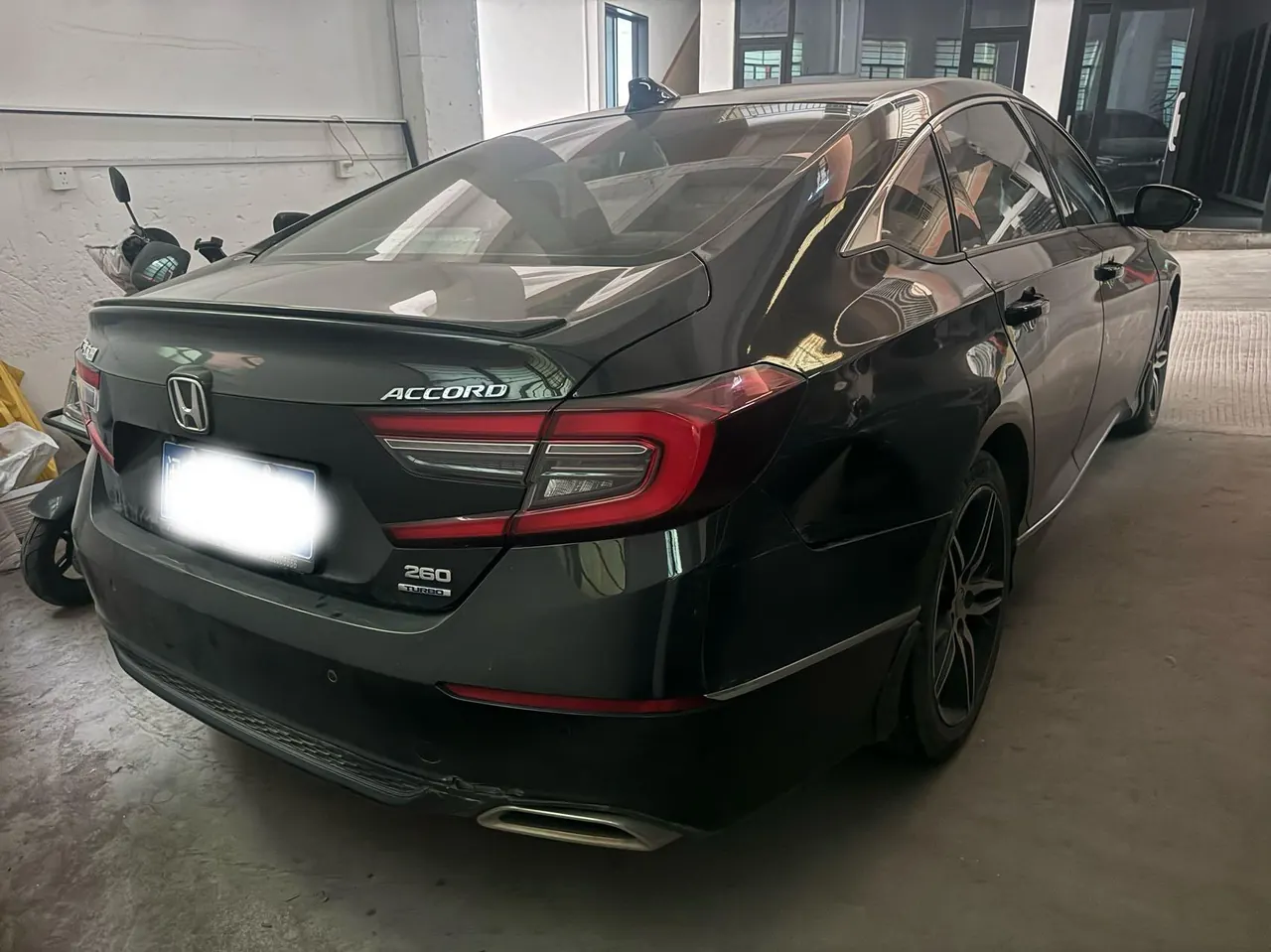 Honda 2022 10th Generation Accord 1.5T Stepless 260TURBO Magic Night Premium Edition Automatic Gear 4