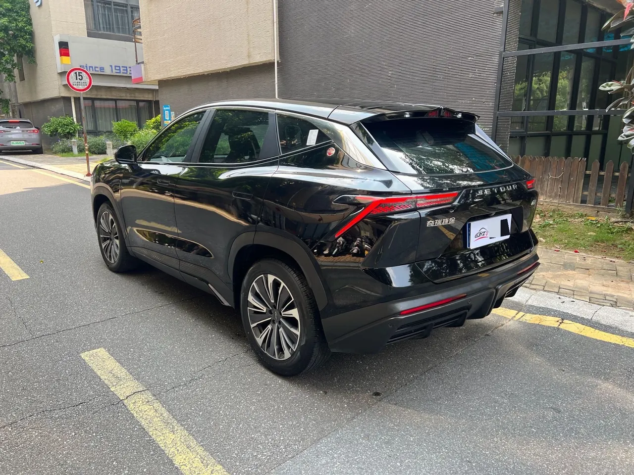 Jetour 2022 Great Sage 1.6T King PRO Automatic Gear 5