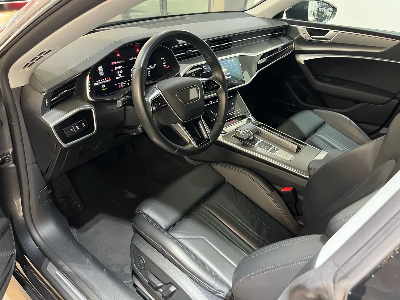 Audi A7 (Imported) 2023 A7 Sportback 2.0TFSI 45TFSI Automatic Gear Selection 2