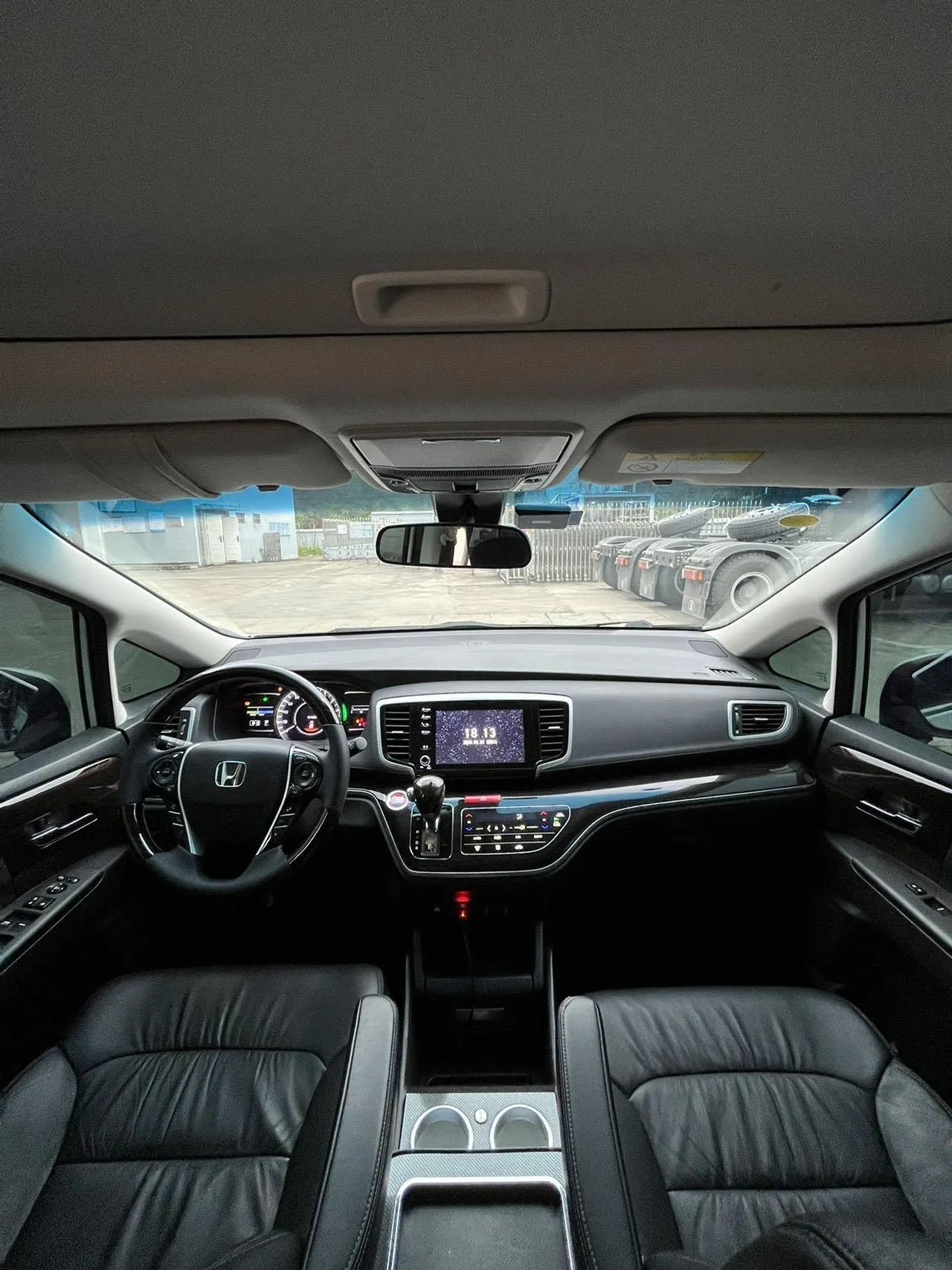 Honda 2021 Odyssey Hybrid 2.0 Stepless Sharp Extreme Edition Automatic Gear 4